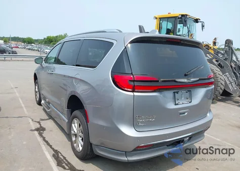 2021 Chrysler Pacifica Touring L z USA, uszkodzony, nr VIN 2C4RC1BG7MR548331